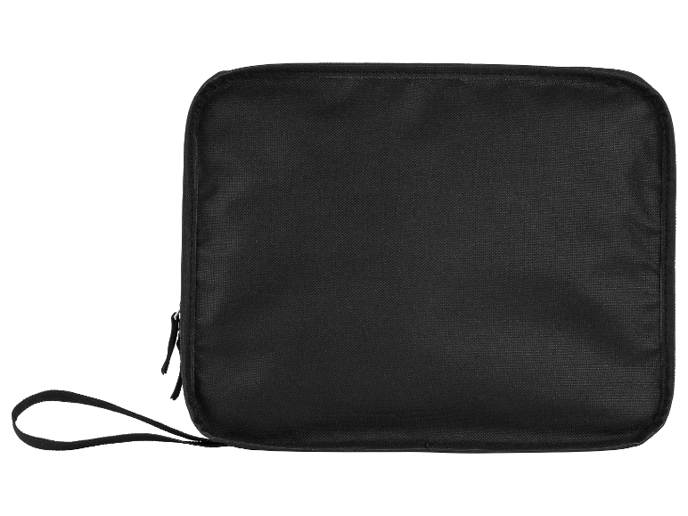 Klein zwart tasje met handvat.