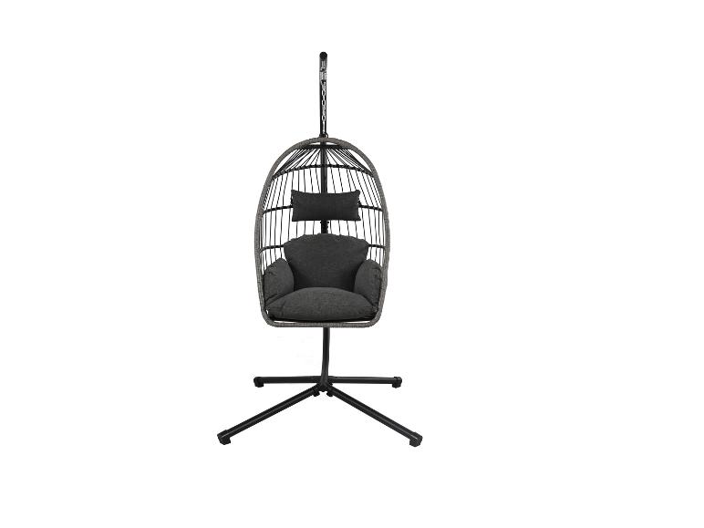 Eivormige hangstoel met donkergrijs kussen en zwarte standaard