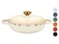 Crèmekleurige gietijzeren braadpan met gouden knop en kleurstalen