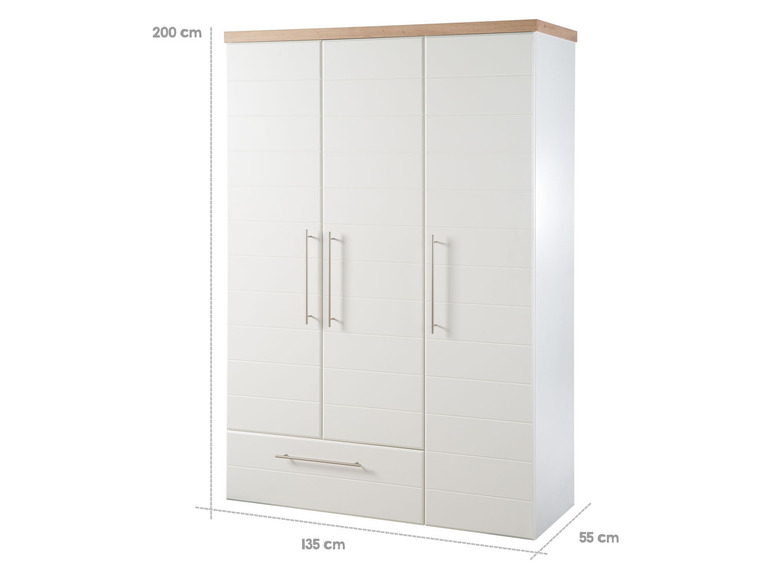 Witte kledingkast met drie deuren en een lade.