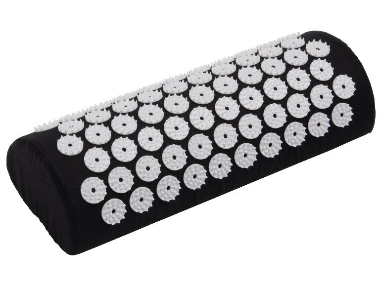 Zwart acupressuurkussen met witte spikes voor ontspanning en pijnverlichting.
