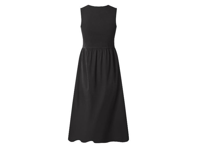 Achteraanzicht van een effen zwarte mouwloze maxi-jurk met een geplooide taille.