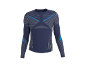 Donkerblauw shirt met lange mouwen, geometrisch patroon en lichtblauwe accenten.