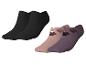 Twee paar onzichtbare sokken: zwarte en balletstijl met gekruiste bandjes in beige en paars.