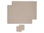Beige rechthoekige placemats en vierkante onderzetters