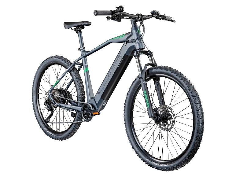 Grijze elektrische mountainbike met groene accenten en zwarte banden.