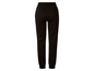 Zwarte joggingbroek met elastische tailleband.