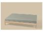Houten bed met lichtgroen matras op een beige achtergrond.