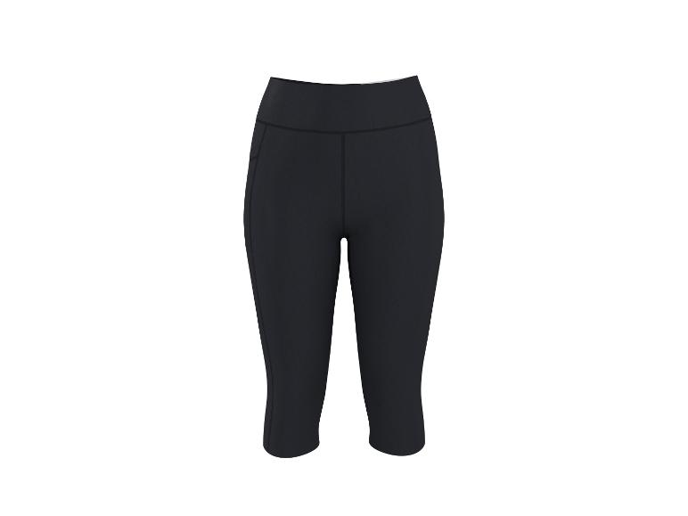 Zwarte dames sportshort met hoge taille en zichtbare naden.