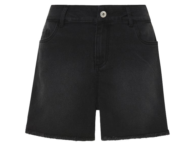 Zwarte jeans shorts met rafelrand.