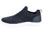 Donkerblauwe gebreide sneakers, casual stijl.