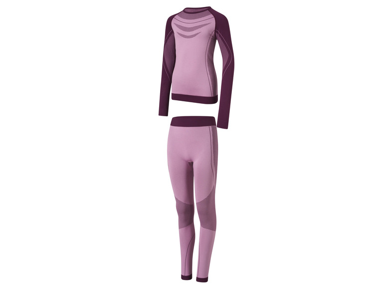 Een roze thermo-ondergoed set met lange mouwen en lange pijpen.