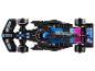 Bovenaanzicht van een zwarte, blauwe en roze LEGO Technic Alpine F1 raceauto.