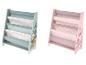 Twee kinderboekenkasten, één blauwgroen met vossenmotief en één roze met hertenmotief.