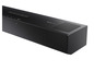Zwarte soundbar met Dolby Atmos en een rooster.