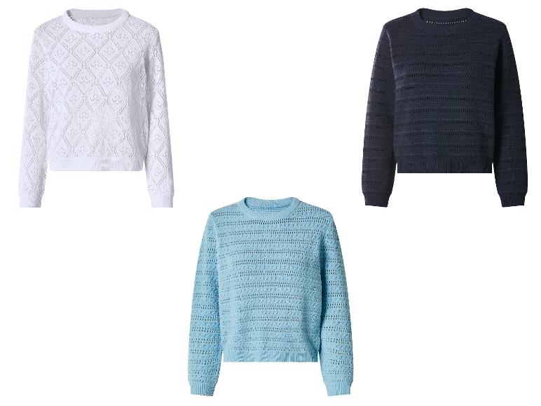 Drie dames truien met opengewerkt patroon in wit, blauw en donkerblauw.