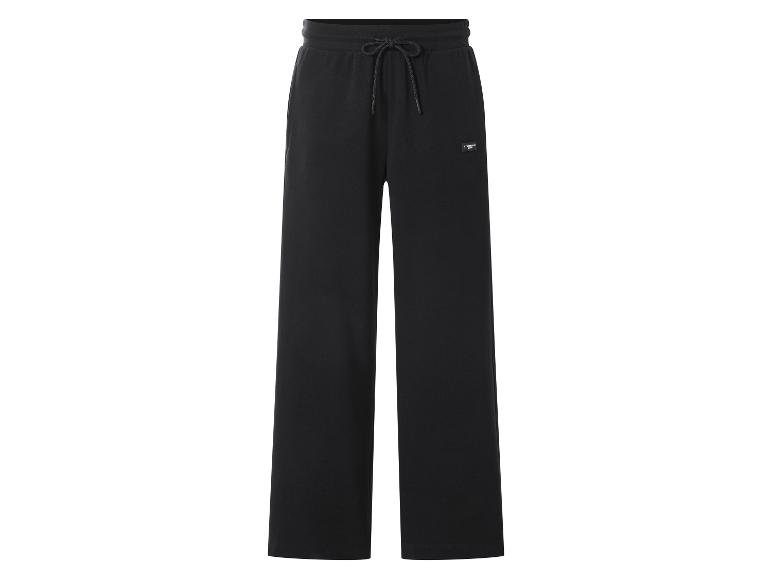 Zwarte joggingbroek met trekkoord in de taille en een kleine patch.