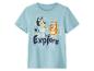 Lichtblauw kinder-T-shirt met cartoonhonden en de tekst 'Let's Explore'.