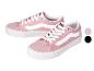 Paar roze lage sneakers met witte veters en zijstrepen, getoond met kleuropties.