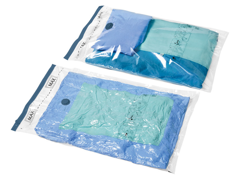Twee vacuümzakken voor het opbergen van kleding.