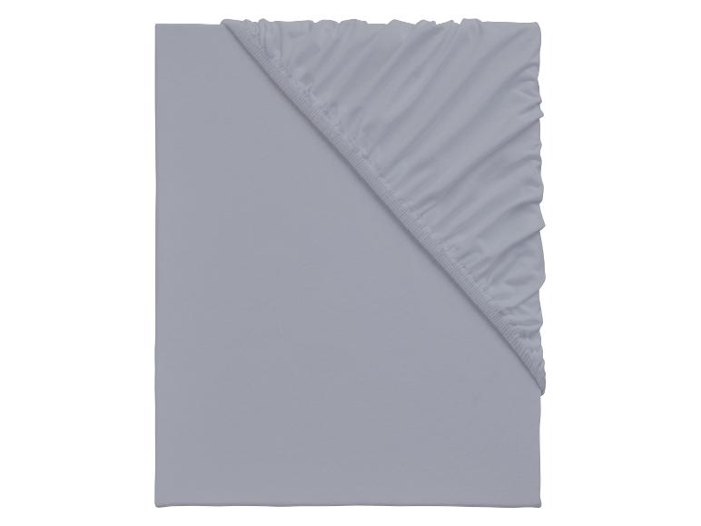 Lichtgrijs hoeslaken, opgevouwen