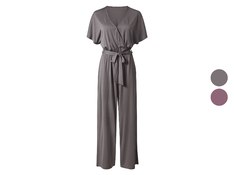 Grijze jumpsuit met riem, verkrijgbaar in twee kleuren.