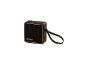 Zwarte draagbare Bluetooth-luidspreker met gestructureerd rooster en gouden accenten.