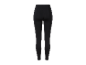 Zwarte leggings van achteren gezien.