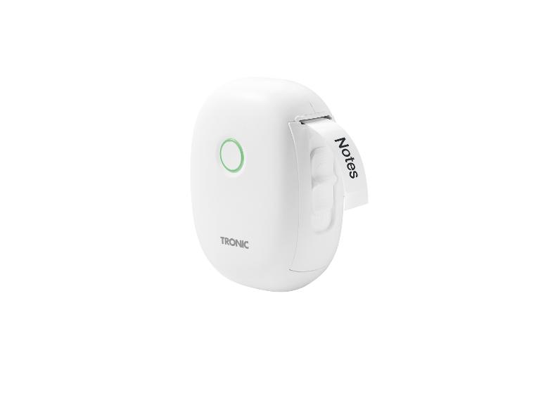 Witte draagbare labelprinter met groene knop, die een label met de tekst 'Notes' afdrukt
