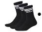 Drie paar zwarte Wilson sokken met witte strepen.