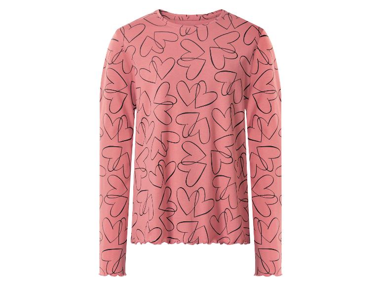 Roze shirt met lange mouwen en zwarte hartenprint.