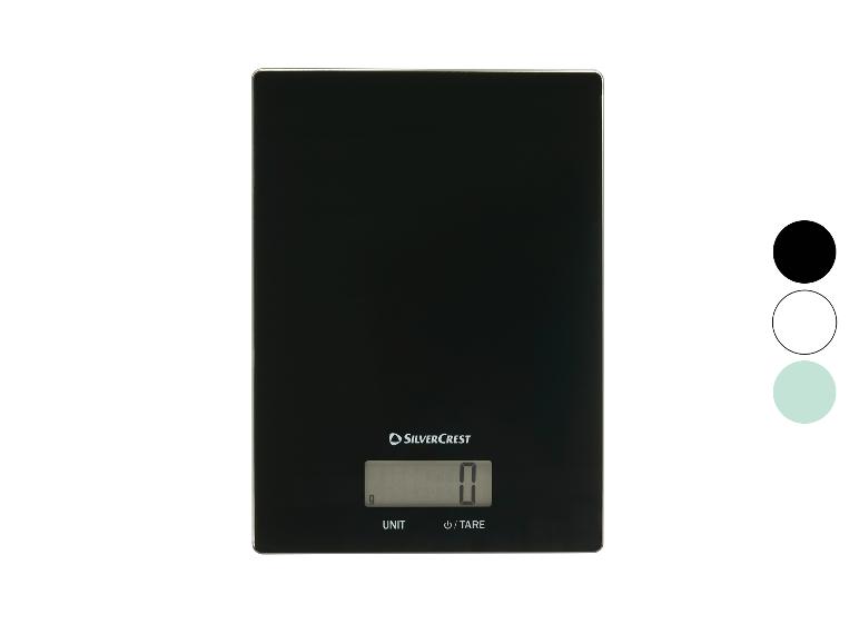 Zwarte digitale keukenweegschaal SilverCrest met tarafunctie.