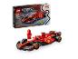 LEGO Speed Champions Ferrari SF-24 set met raceauto en minifiguur, naast de doos.