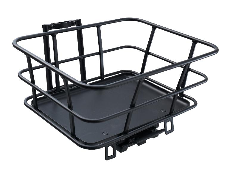 Zwarte metalen fietsmand met platte bodem en bevestigingsmateriaal