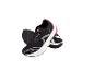 Zwarte hardloopschoenen met rode en witte details.