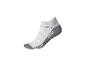 Witte sportsok met grijze details.