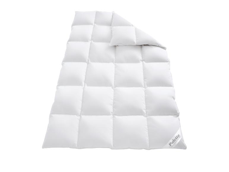 Wit Balette-dekbed, gewatteerd, met een omgevouwen hoek