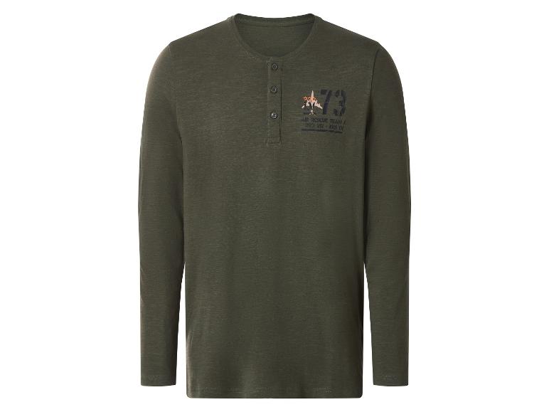 Donkergroen heren Henley shirt met lange mouwen, met vliegtuigprint en 'AIR RESCUE TEAM' tekst.