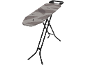 Inklapbare strijkplank met grijs gedessineerde hoes en zwarte poten.