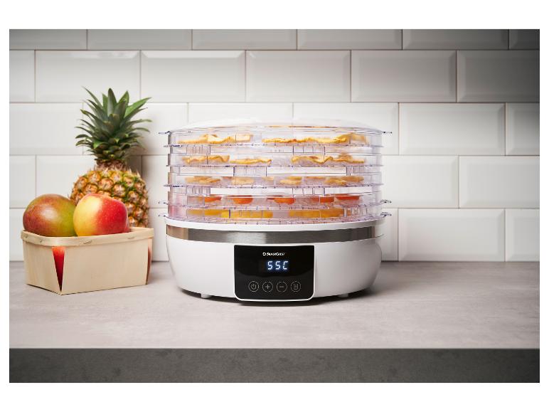 SilverCrest voedseldehydrator met fruit op de trays.