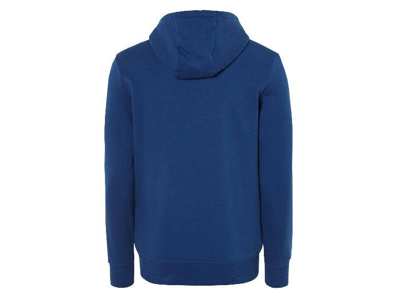 Een donkerblauwe hoodie met capuchon.