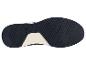 Zool van herensneaker met donkerblauwe en beige details