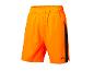 Oranje sport shorts met zwarte details.