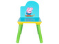 Een Peppa Pig kinderstoel met groene poten.