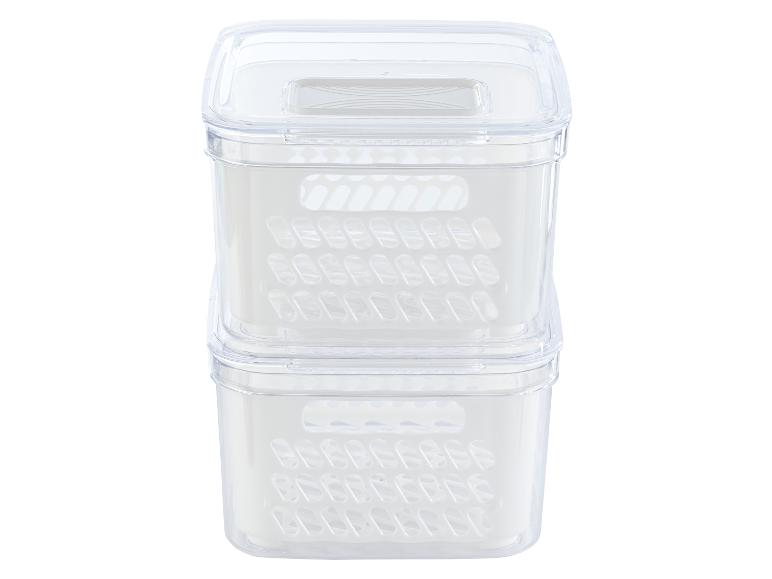 Twee transparante opbergdozen met deksel, geschikt voor in de koelkast.