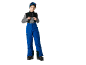 Jonge jongen in blauwe en grijze ski-uitrusting met bril en muts.