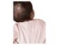 Achterkant van babyhoofd en roze shirt met drukknopen.