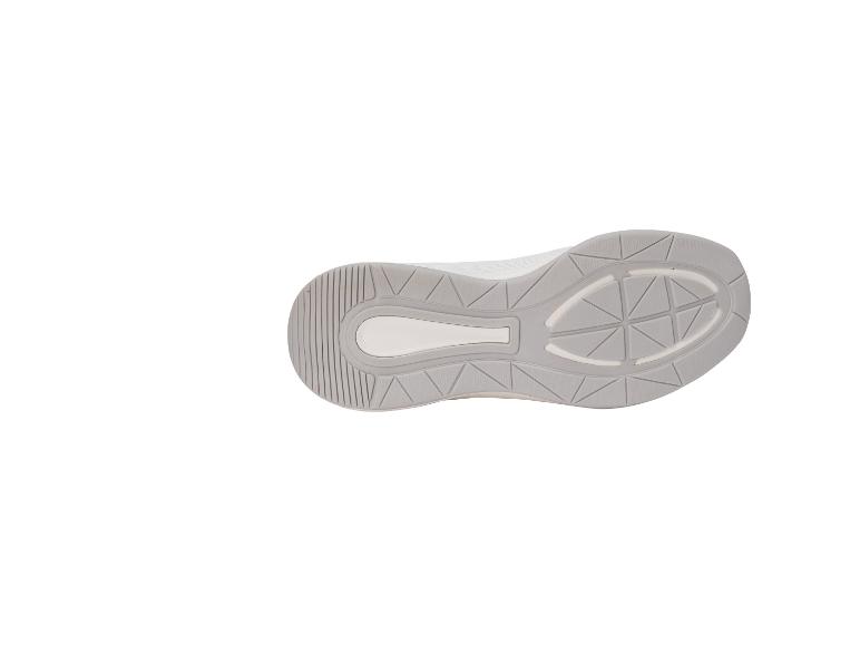 Grijze sportzool met geometrische details en textuur.