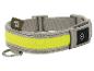 Halsband voor honden met reflecterende strip en LED-lichtschakelaar.