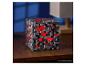 THE NOBLE COLLECTION Minecraft oplichtende Redstone bloklamp op een houten tafel